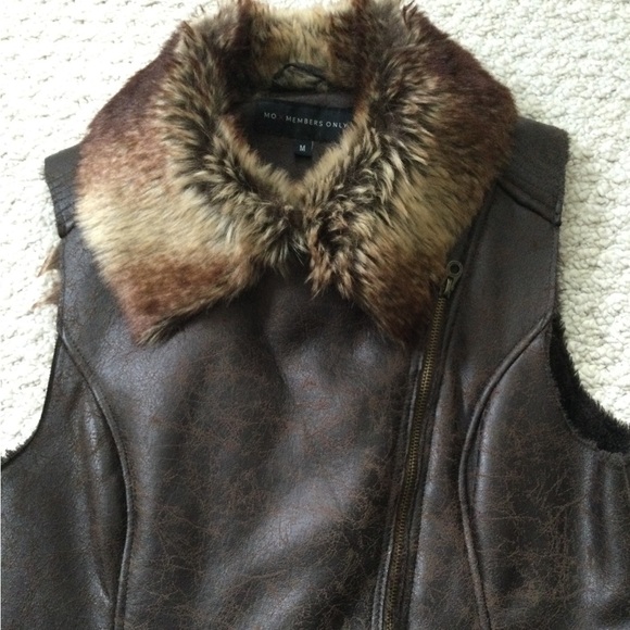 Fun faux leather and fur vest - Picture 3 of 11